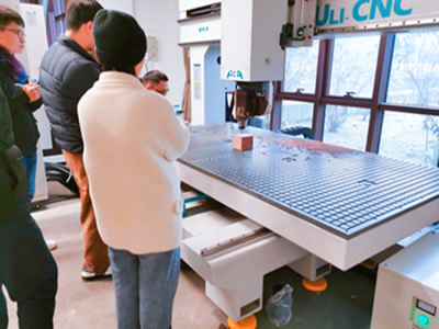 浙江大學(xué)采購(gòu)五軸用于實(shí)驗(yàn)教學(xué)